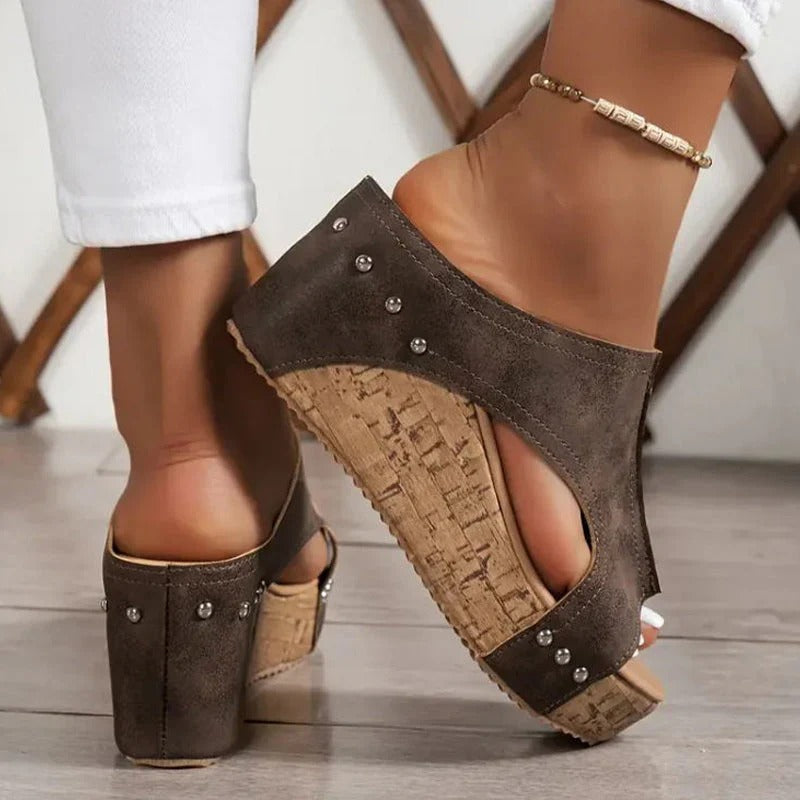 Sandalias de cuña confort